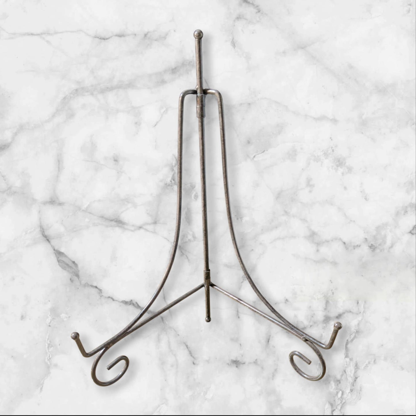 Assorted Tabletop Easels