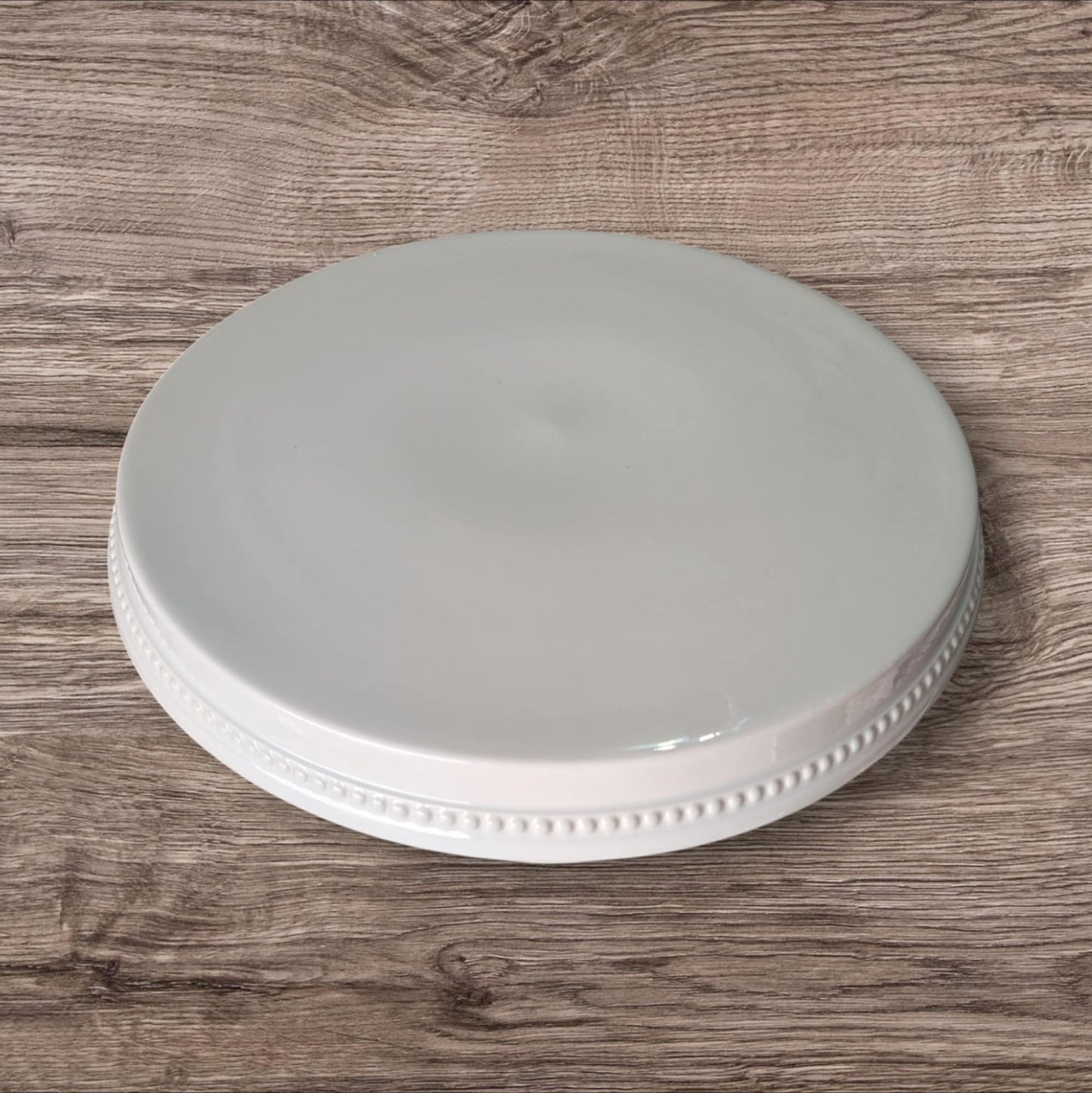 Round Pedestal Serving Plate
