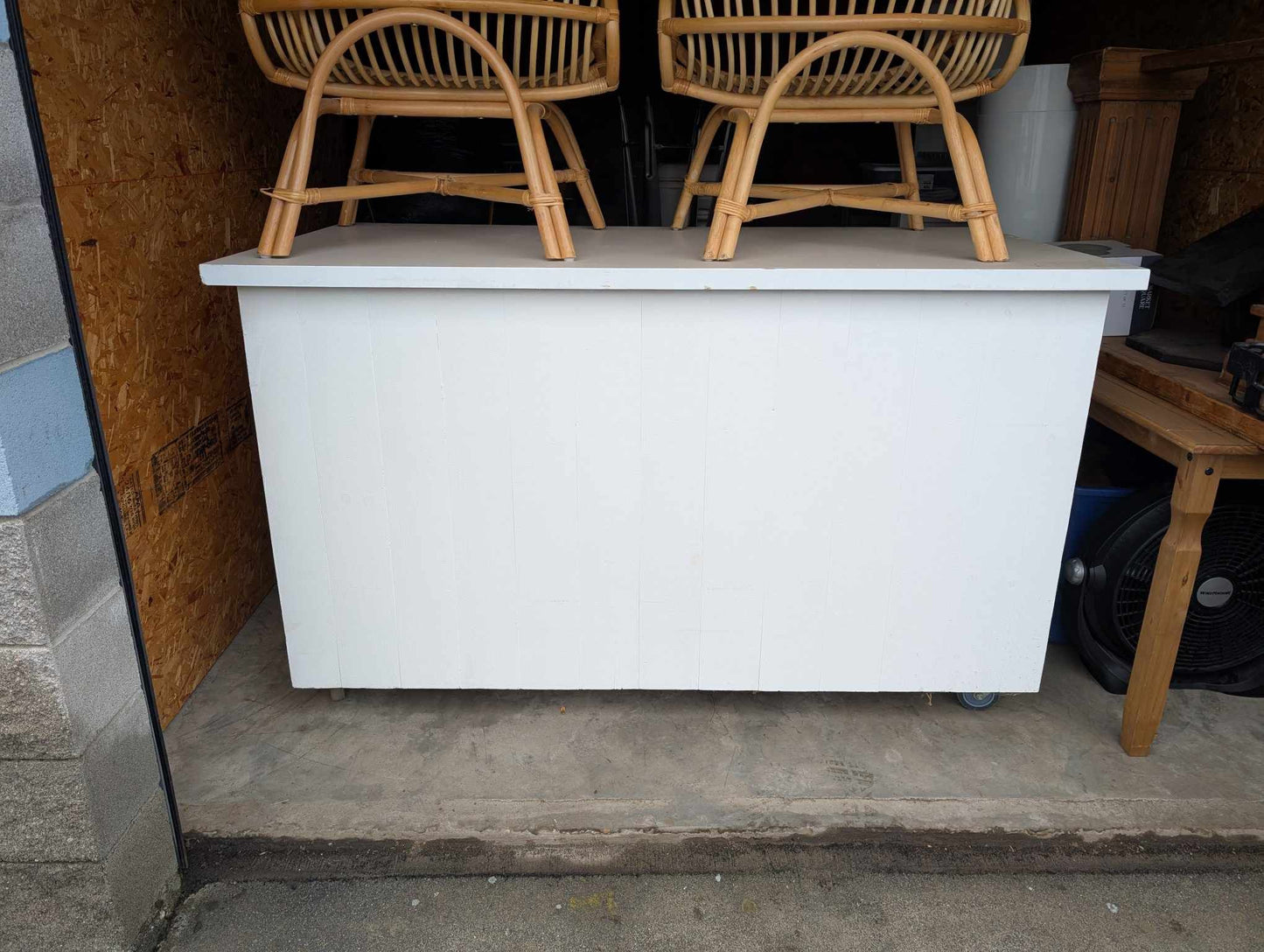 White Portable Bar