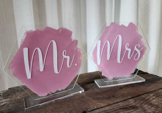 Mr. & Mrs. Sign