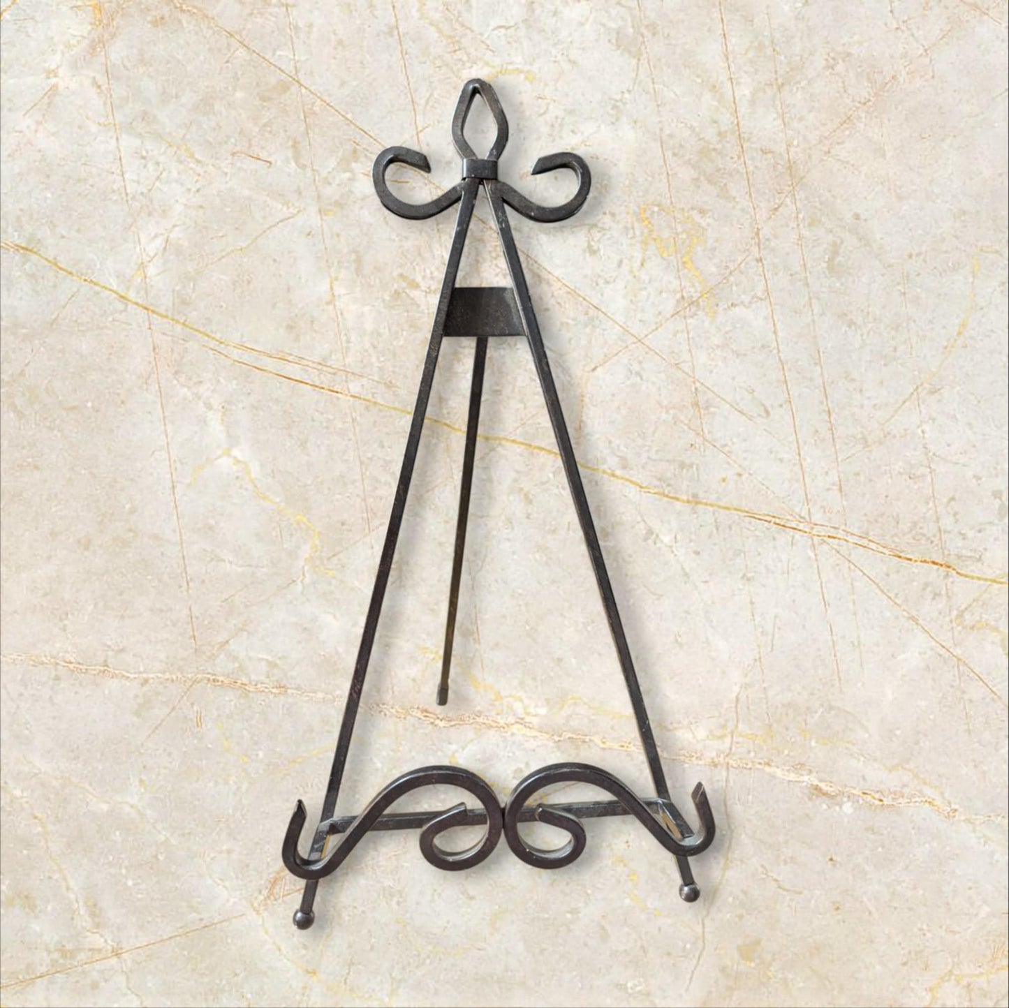 Assorted Tabletop Easels