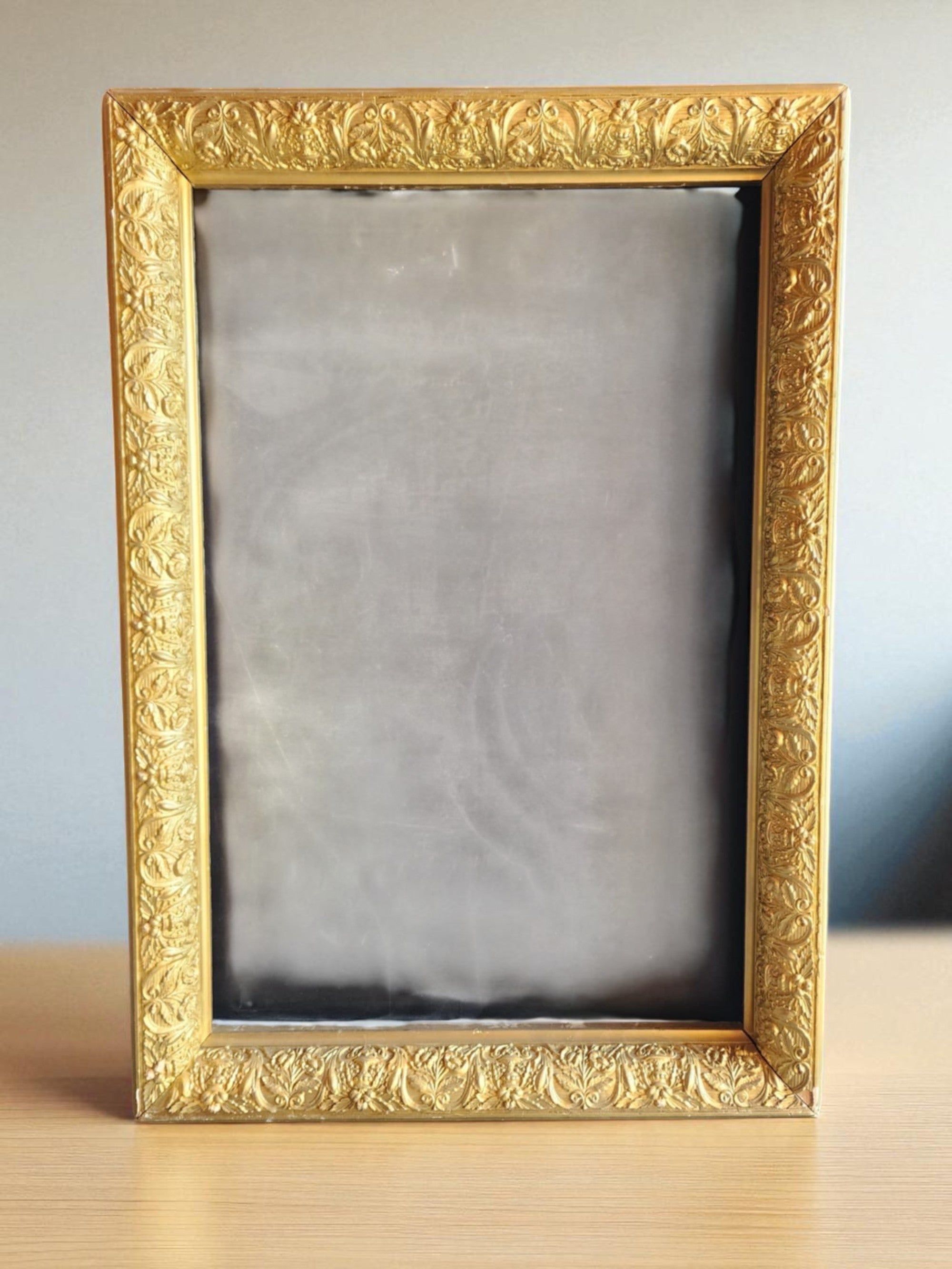 Large Gold Frame – Something Borrowed Event Rentals