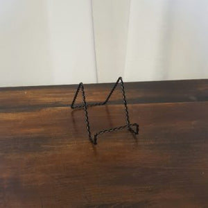 Black Wire Easel